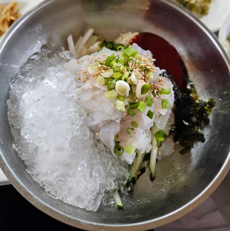  포항 구룡포 물회 오션뷰 맛집 '오륙도횟집' 내돈내산 후기