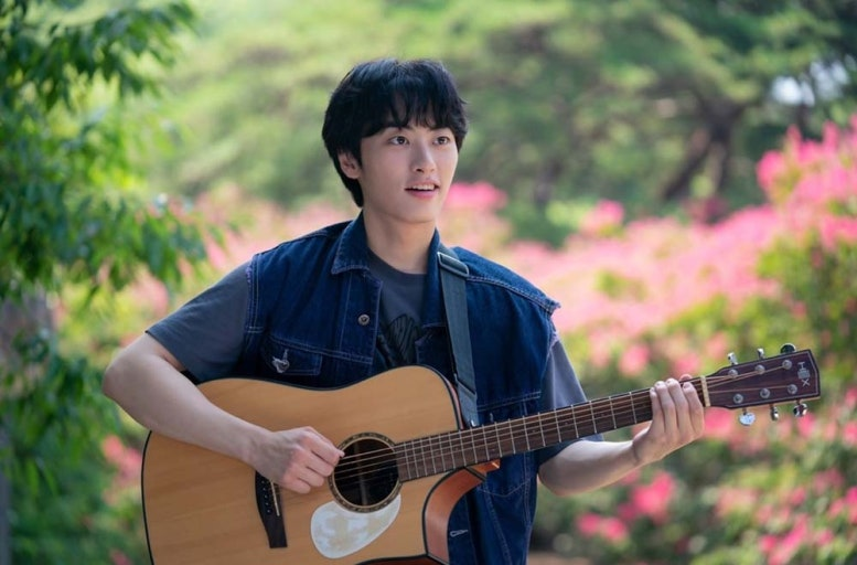 라이징 배우 이원정, “25살의 청춘 전부를 쏟아낸 작품…〈백번의 추억〉은 내 인생의 기록....
