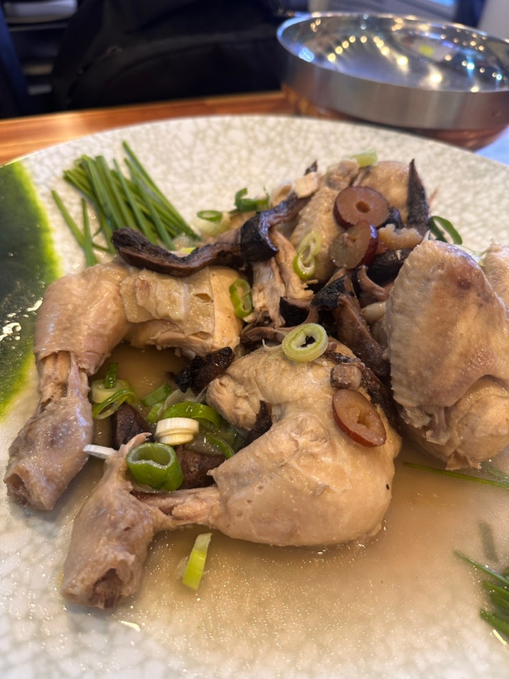  부천 상동역 맛집 김부장닭칼국수 추천! 진한 국물 백숙 맛집!