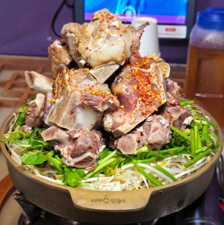  경주 보문단지 맛집 효은옥 뼈베레스트 동궁원 점심