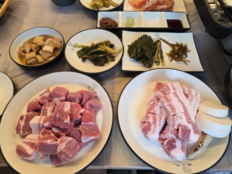  [또간집] 워터에이징 돼지고기가 맛있는 포항현지인맛집 『 돼지빠 포항효자점 』 || 삼겹살, 목살, 막창