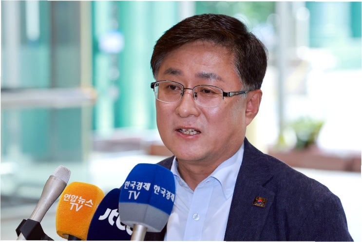 <b>김성환 장관</b> 인터뷰: 대한민국 에너지 미래, 재생에너지 40... 