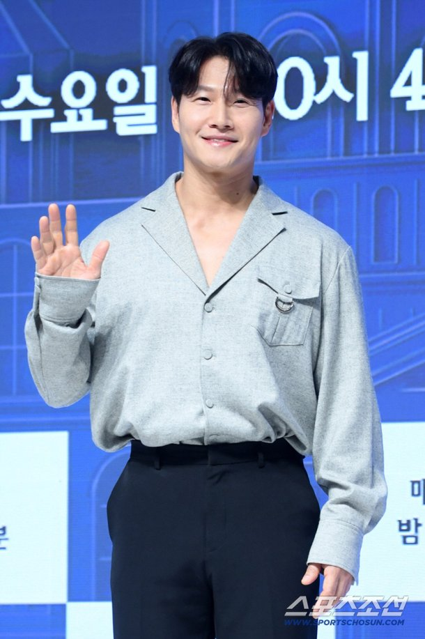[속보] <b>김종국</b>아내, LA출신... 딸?  <b>결혼 루머</b> 직접 <b>해명</b>!