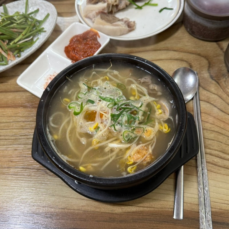 순천 웃장 국밥거리 웨이팅 없이 방문한 가마솥 국밥 만족