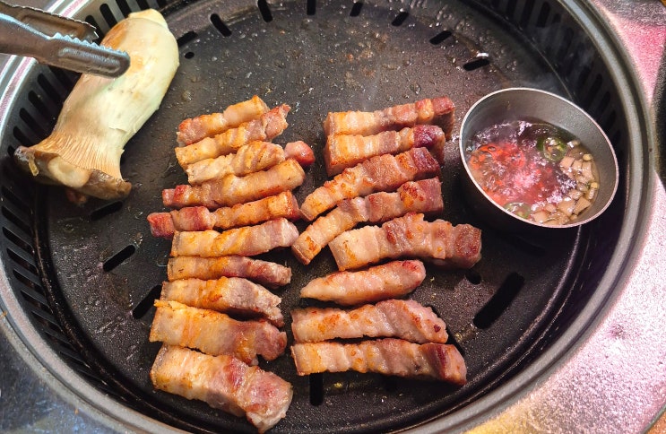  천안 두정동맛집 '맛찬들 왕소금구이' 오겹살 추천