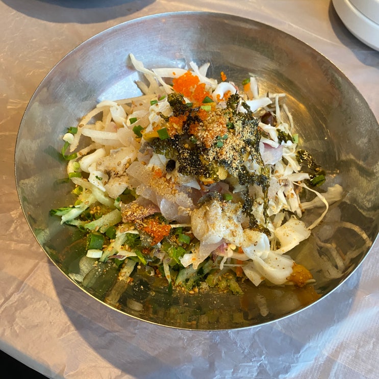  경주 물회 맛집 돌고래횟집, 뷰가 다했다 (내돈내산 후기)