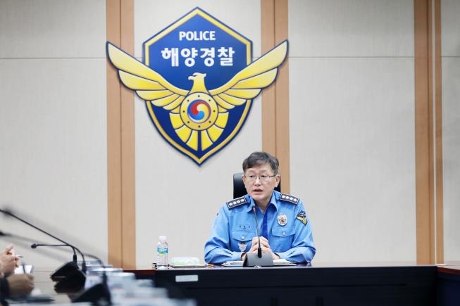 <b>김용진 해경청장</b> 프로필 및... 이재석 경사 순직 관련 <b>사의</b> 표명