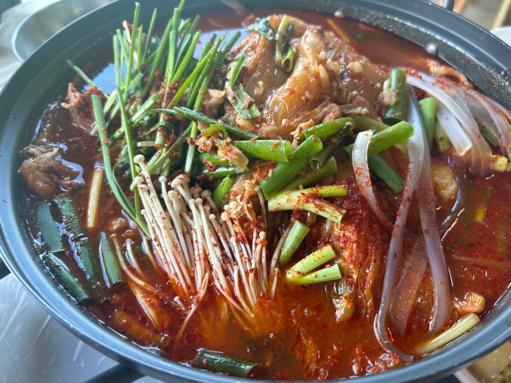  [경기도 가평] 애견동반 가능한 북한강뷰 닭볶음탕 맛집 추천 <삼원식당 토종닭볶음탕&닭백숙>