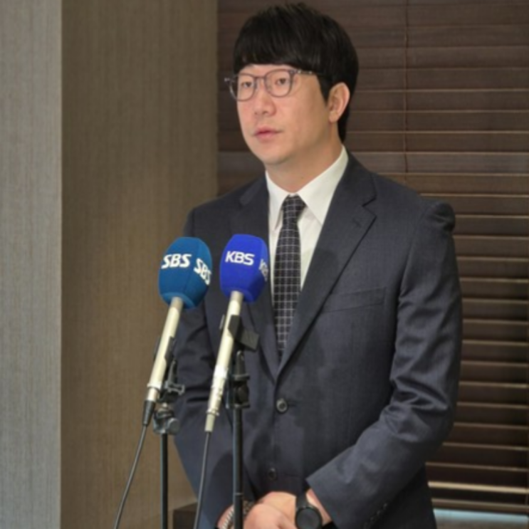 SNS악플러 긴장해!! 프로야구선수협과 김앤장 업무협약식!! 건전한 비판은 환영하나, 선을 넘으면 이제부턴 강경대응이다!!(양현종 선수협회장, 디아즈 협박, 와이스, 위즈덤 벨튀)