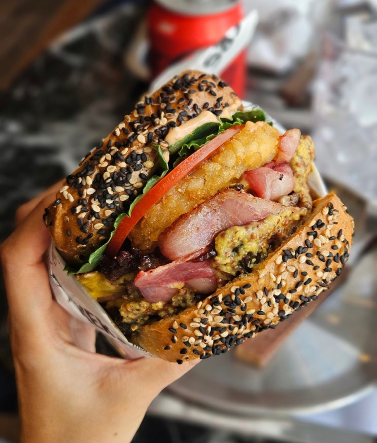  압구정로데오 맛집 탐방, 브리오슈번으로 만든 수제버거,  청담버거맛집 스태커스