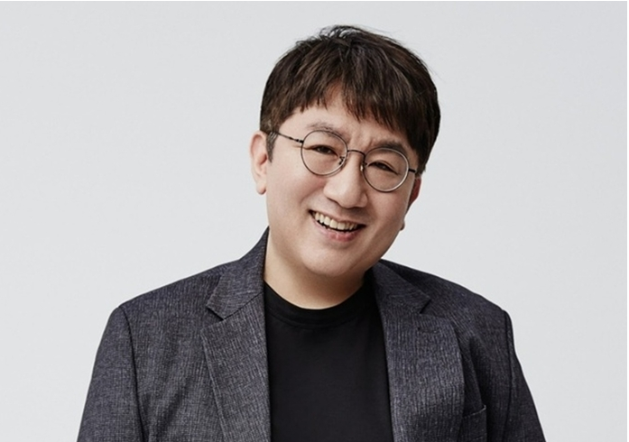 '1900억 부당이득 혐의' <b>방시혁 경찰 출석</b>