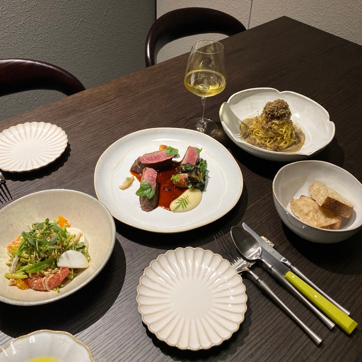  서울 명동 맛집 이테르 명동 : 한식과 이탈리아 조화의 정점, 시청역 생면 파스타 블루리본 맛집 룸식당