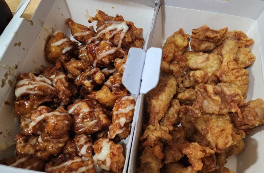 치킨플러스 시흥목감점 사진 5