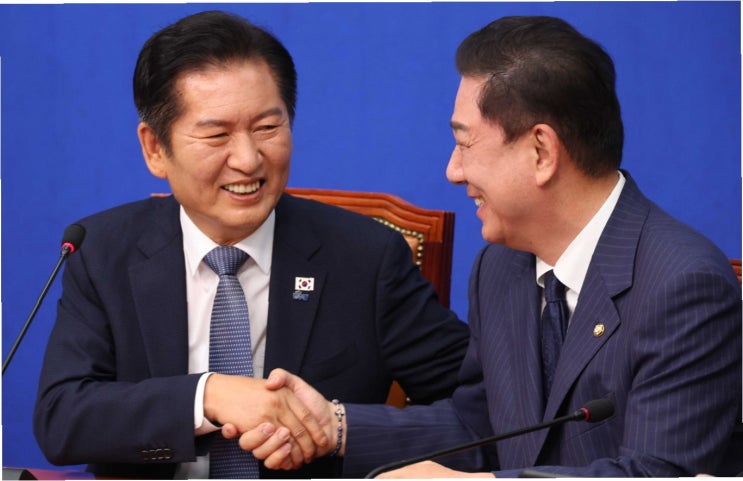 <b>정청래</b>, <b>조희대</b> 대법원장 '사과 및 사퇴' 촉구: 흔들리는 사법... 