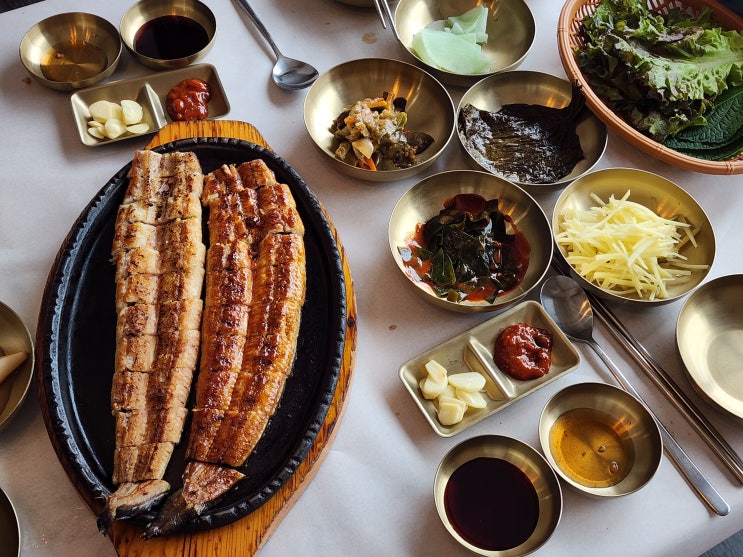  남양주 애견동반 맛집 추천! 한강뷰에서 장어구이 먹는 수석동 버드나무집