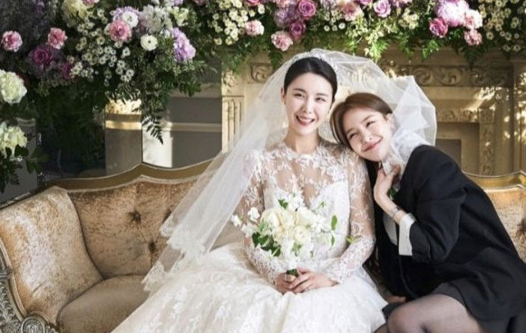 걸스데이 방민아 언니, 가수 린아 15주차 임신 소식 전해…내년 3월 출산 예정