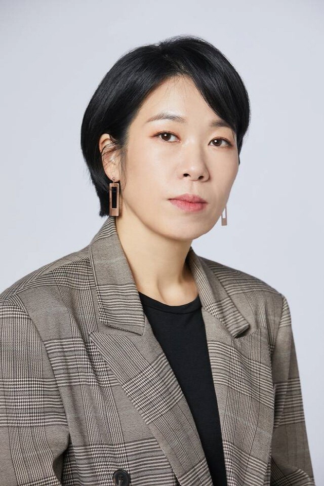 염혜란 나이 배우 프로필 결혼 남편 학력 고향 가족 자녀 집안 근황