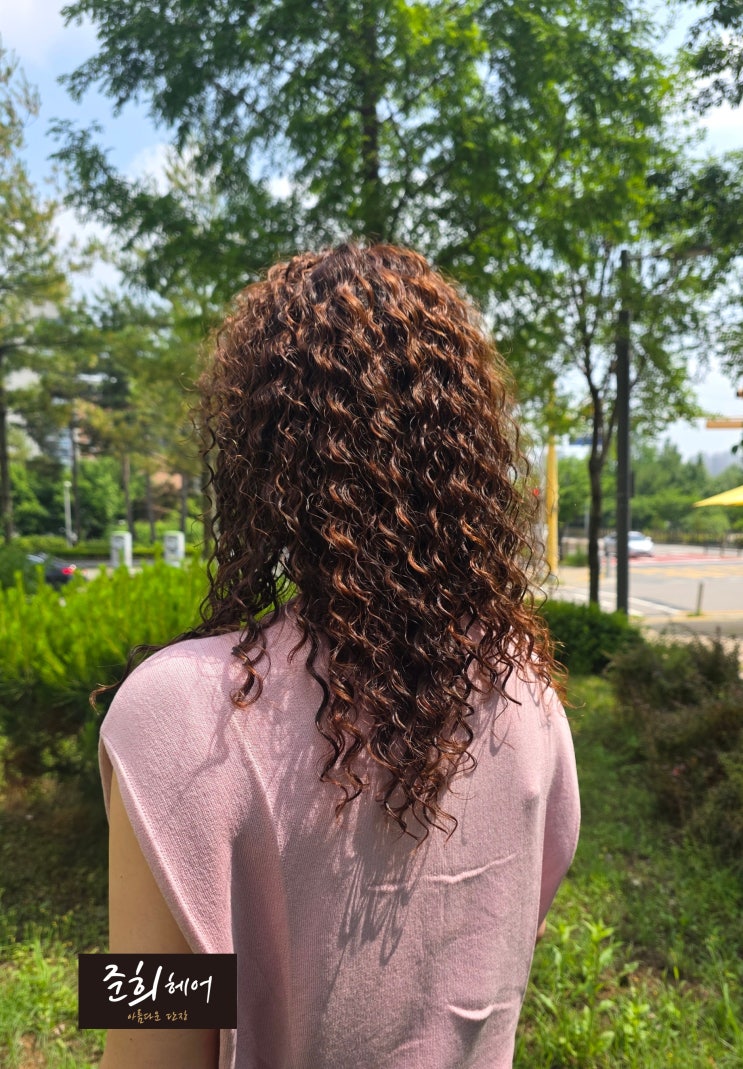  새치 염색 극손상 모발, 김포 장기동 준희헤어복구펌으로 '뉴히피펌' 변신!