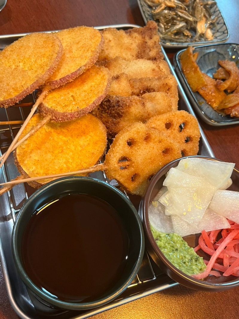 광주, 말바우시장 레트로하면서도 힙한 느좋 술집 [화분]
