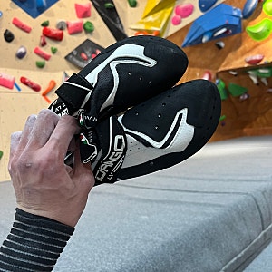 발볼 좁은 클라이머의 최애 암벽화! 스카르파(SCARPA) 드라고 Lv 솔직 후 기 및 사이즈 팁