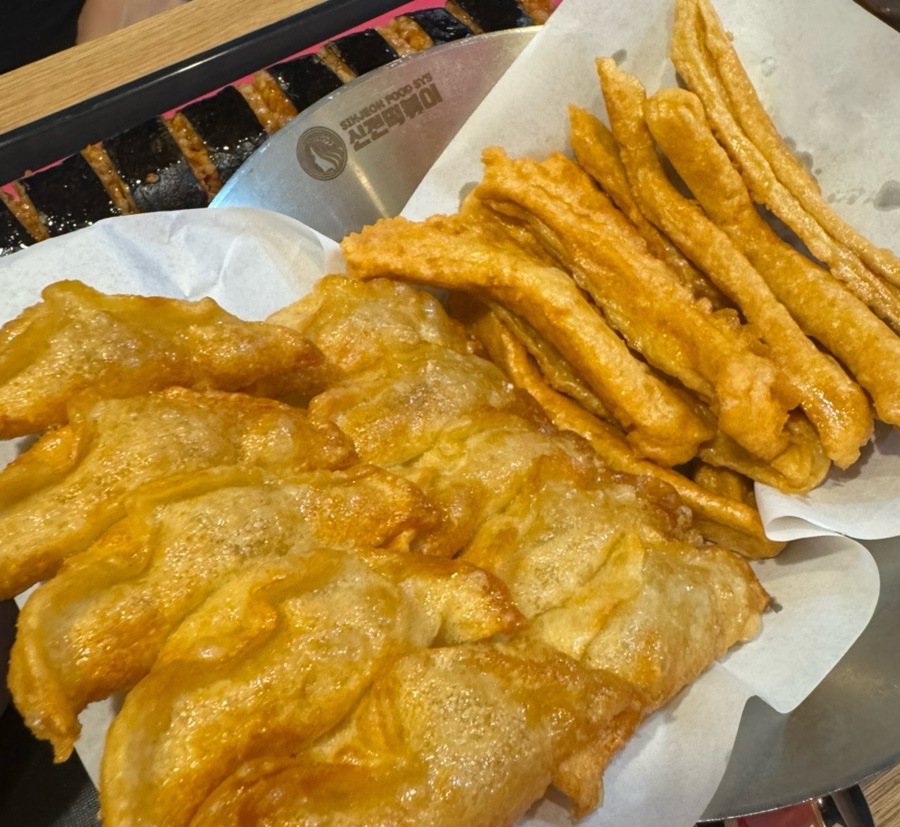 신전떡볶이 영대점 사진 6
