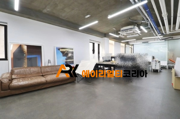  강남 논현동 강남구청역 인테리어 완비된 사무실 임대