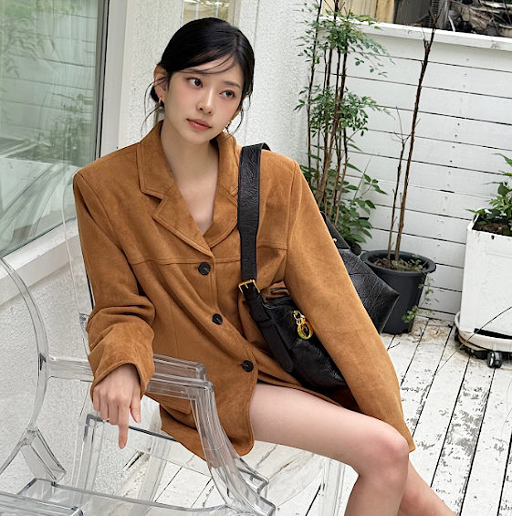  김민주 스웨이드자켓으로 완성한 가을패션 우아한 미모까지 완벽