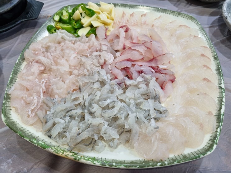  [대구] 효목동 굴다리 옆 '울진물회'