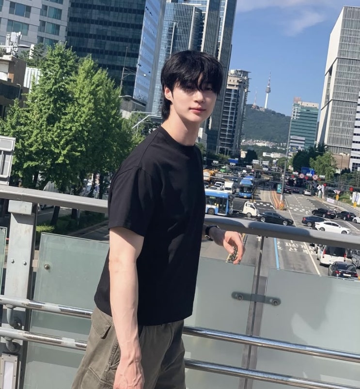  다가오는 건조한 가을, 장지동 미용실과 탈모 예방하기