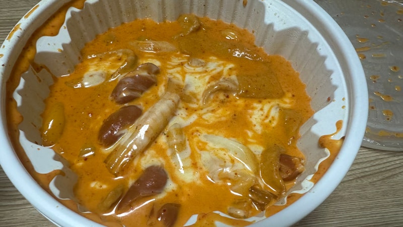 엽기떡볶이 로제 반반 착한맛 리뷰