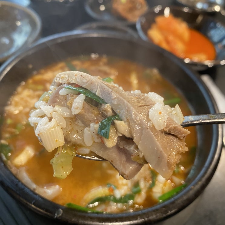  강남역 웨이팅 있는 순대국밥 맛집, 농민백암순대 솔직 후기