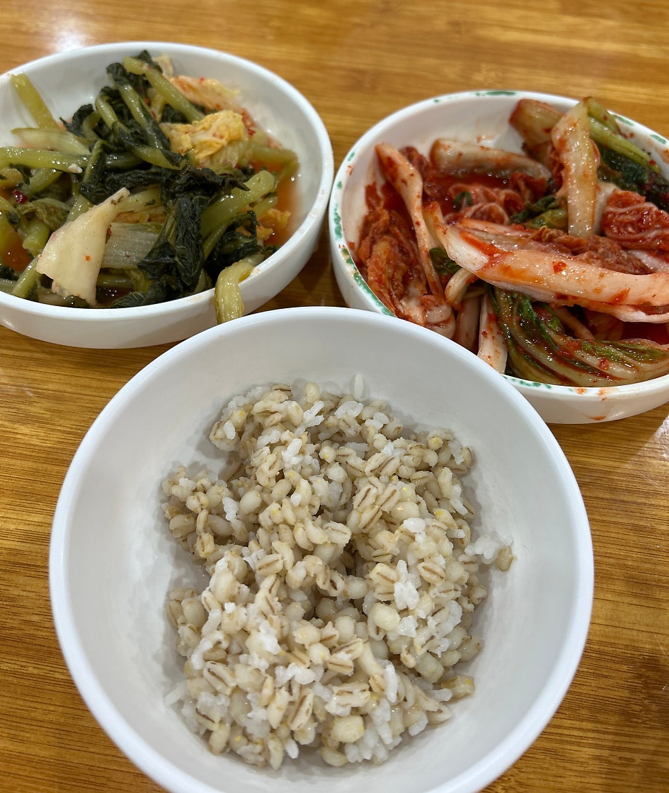 Imyeongokbajirakkalguksu photo 6