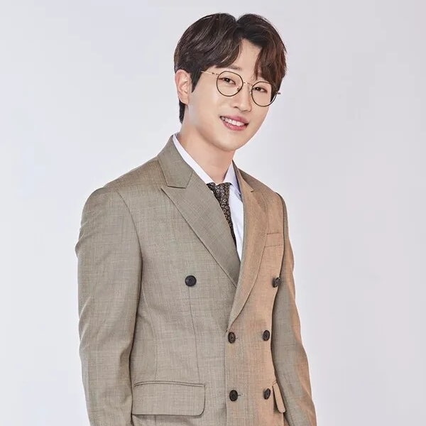 안성훈 소속사 고향 프로필 노래 학력 가족 mbti 나이 결혼