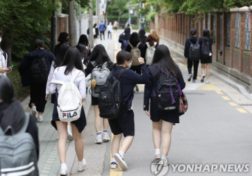  “중학생 데려간다” 소동…알고 보니 ‘길거리 캐스팅’ 