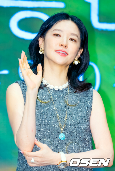 <b>이영애</b>의 솔직한 이야기: 광고 모델의 <b>책임감</b>