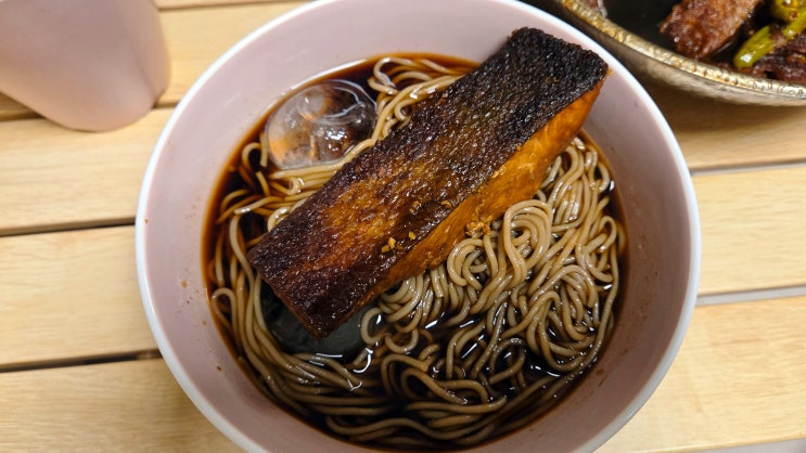  식감 좋은 100%메밀면 순솔 저칼로리 순메밀소바