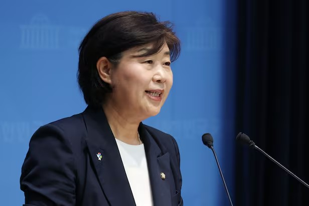 野 "서영교가 국회서 튼 '<b>조희대</b> 회동 <b>의혹</b>' <b>녹취</b>는 AI음성"