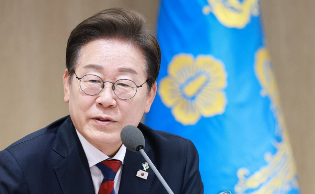 <b>남북</b> 관계, 이제는 <b>신뢰</b>와 대화의 시대!
