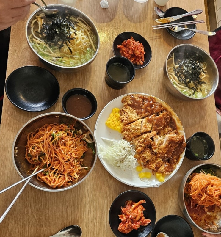  대전 국수 맛집 "박씨국시" - 멸치국수, 비빔국수, 돈가스 3종 세트 후기