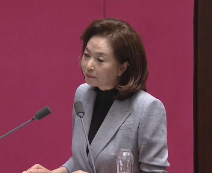 '<b>혐중</b> 시위'는 왜 비판받는가... 일반 <b>집회</b>와 동일시 오류 범하지... 