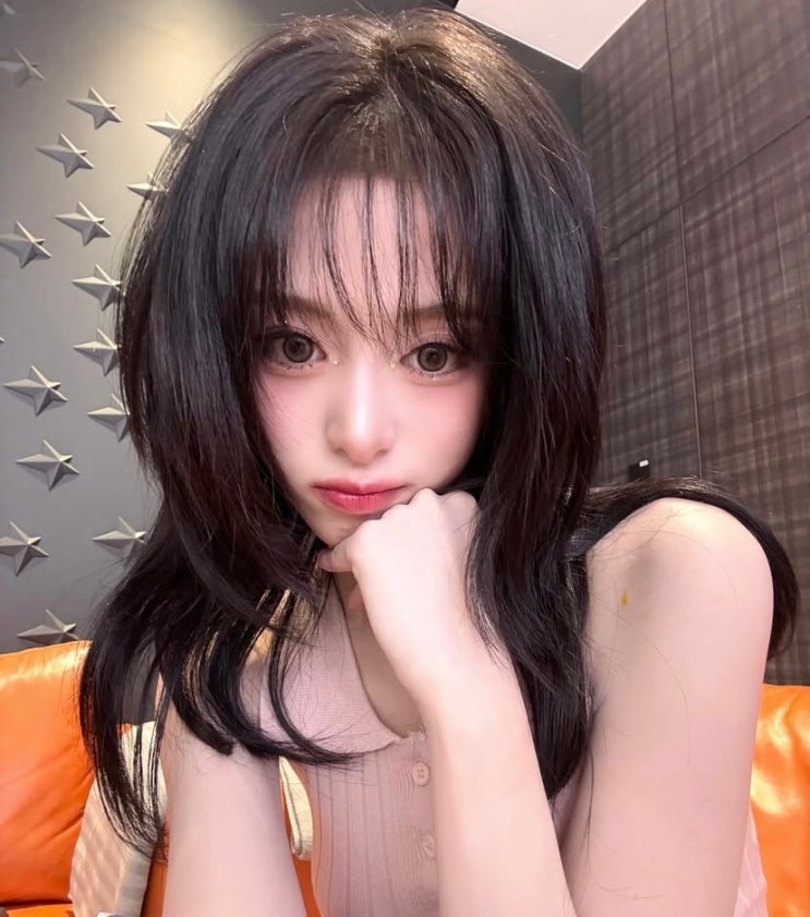  문정동 헤어샵에서 중단발 레이어드컷 분위기를 바꾸는 가장 쉬운 방법