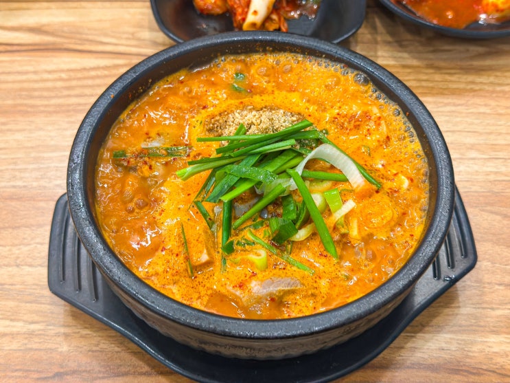  동탄 순대국 맛집 옛날경성순대국 동탄북광장점 얼큰국밥