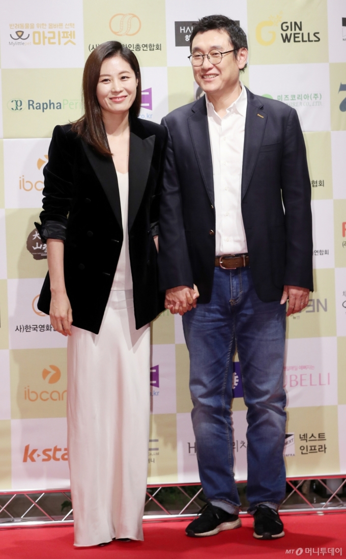 <b>문소리</b>, <b>장준환</b> 감독, 20년 잉꼬<b>부부</b>의 특별한 사랑 이야기