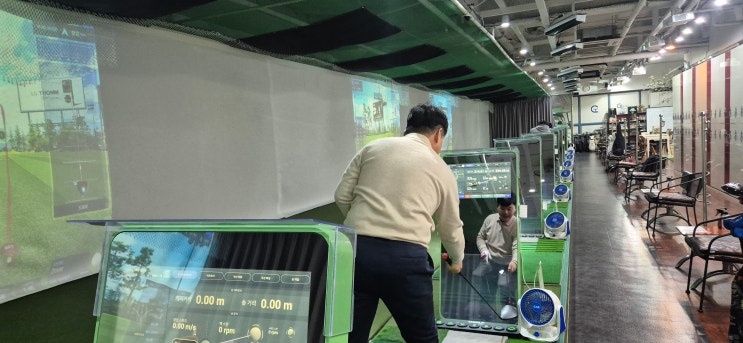  평내동 타석 넓고 쾌적한 실내 골프연습장, 골프카페 소개
