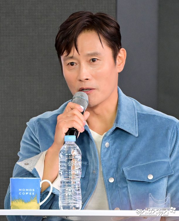 <b>이병헌</b>, <b>박찬욱</b> 감독 <b>첫인상</b> 폭로 | BIFF 2025 비하인드 스토리