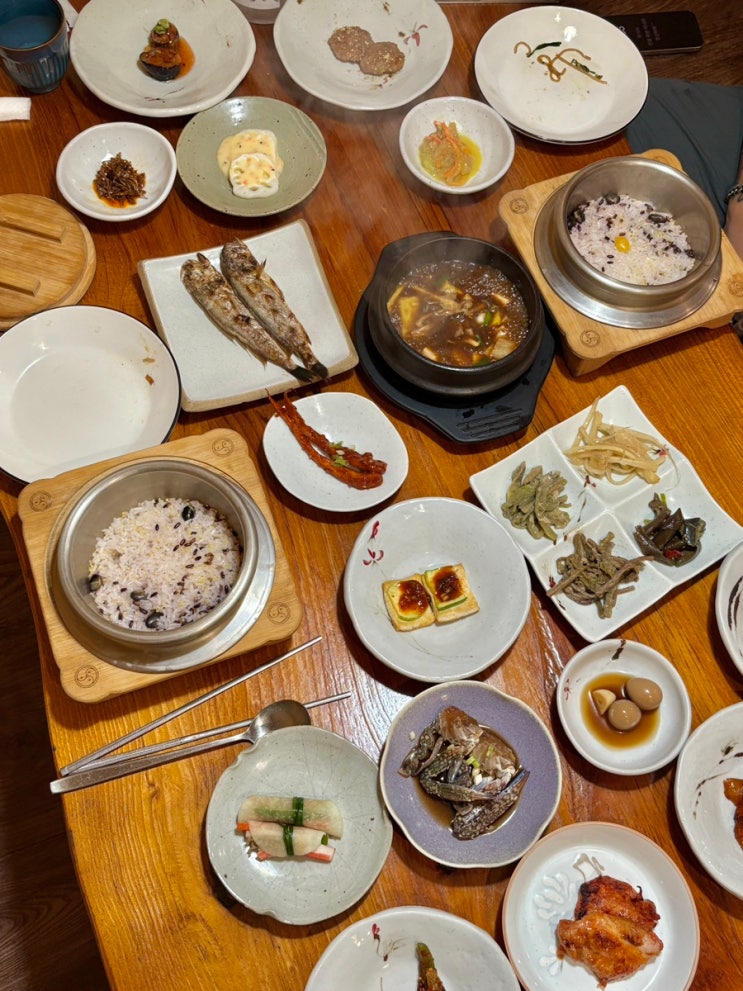  춘천 한정식 맛집, 프라이빗룸 영양 돌솥밥 정식 해가빛 후기