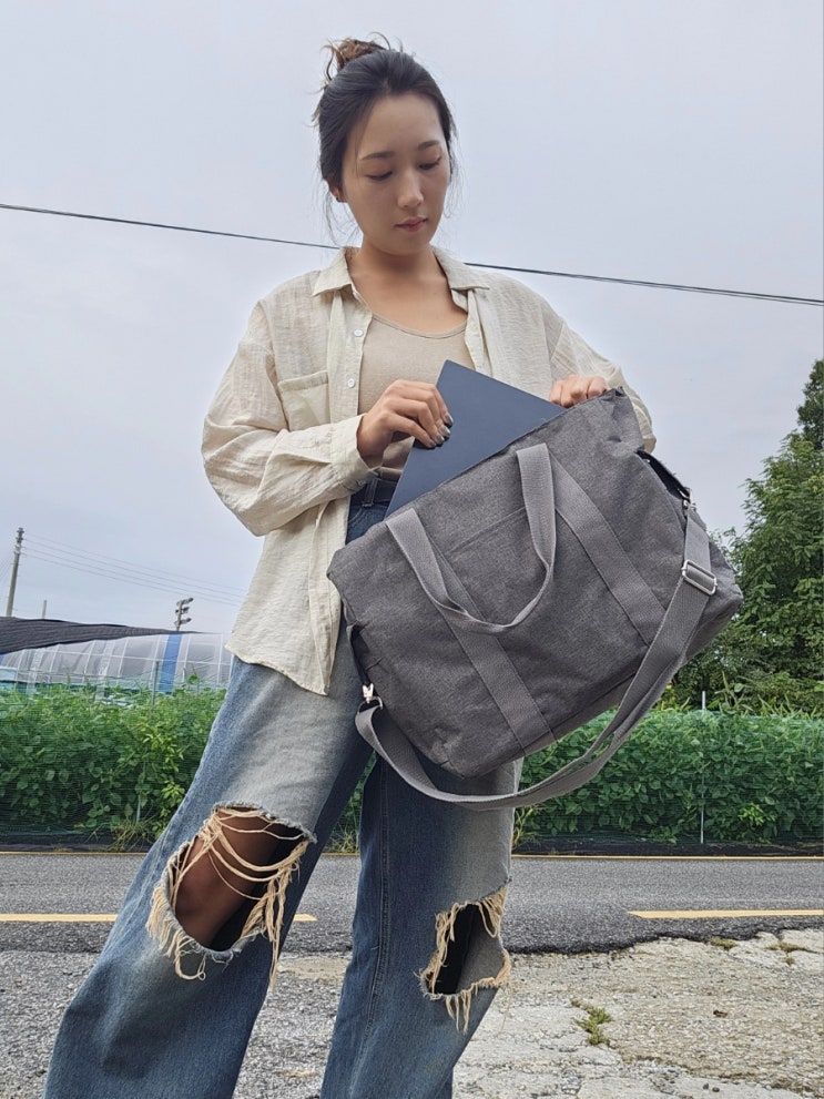  다용도 육아가방 숄더백으로 활용 가능한 스펙트라 기저귀가방 어때