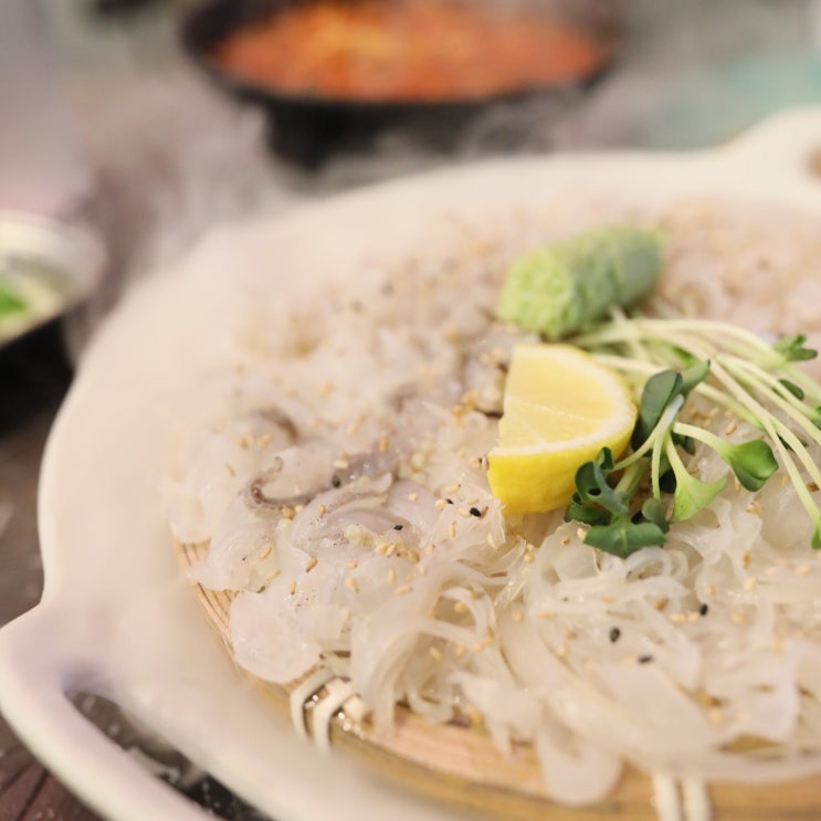  대구 동성로 횟집 삼덕동 팔팔회관 산오징어회 스끼다시 맛집 주차 단체모임