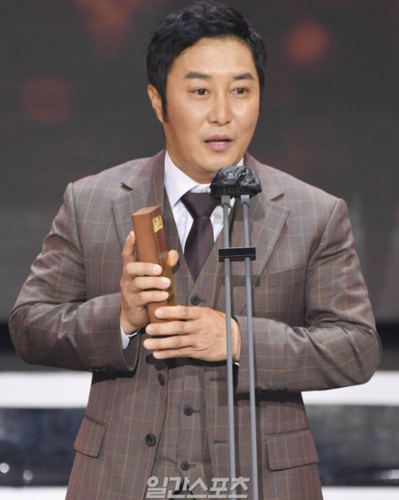  김병만, 오늘(20일) 재혼  “이젠 숨지 않고 당당하게”