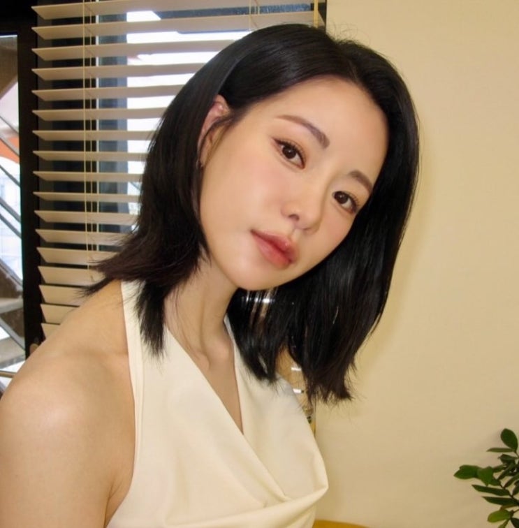 2025 여자 헤어스타일 트렌드 ! 임지연 중단발 레이어드컷